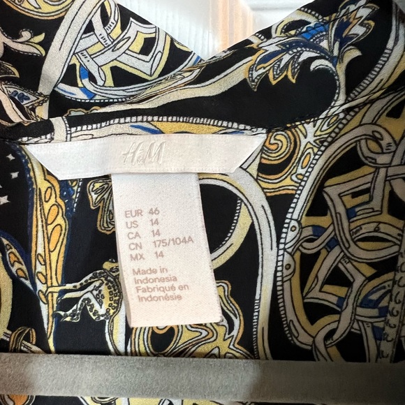 Ladies Blouse H&M - Picture 3 of 3